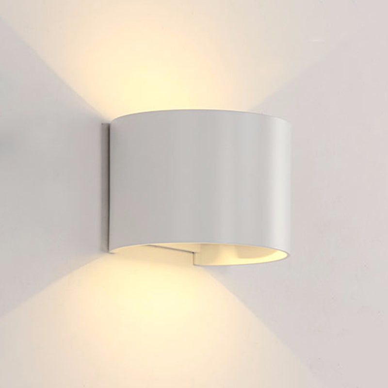 Moderne kreative LED -Wandlampenmeinung Schmiedeeisen geometrische Wandleuchten für Außenräume