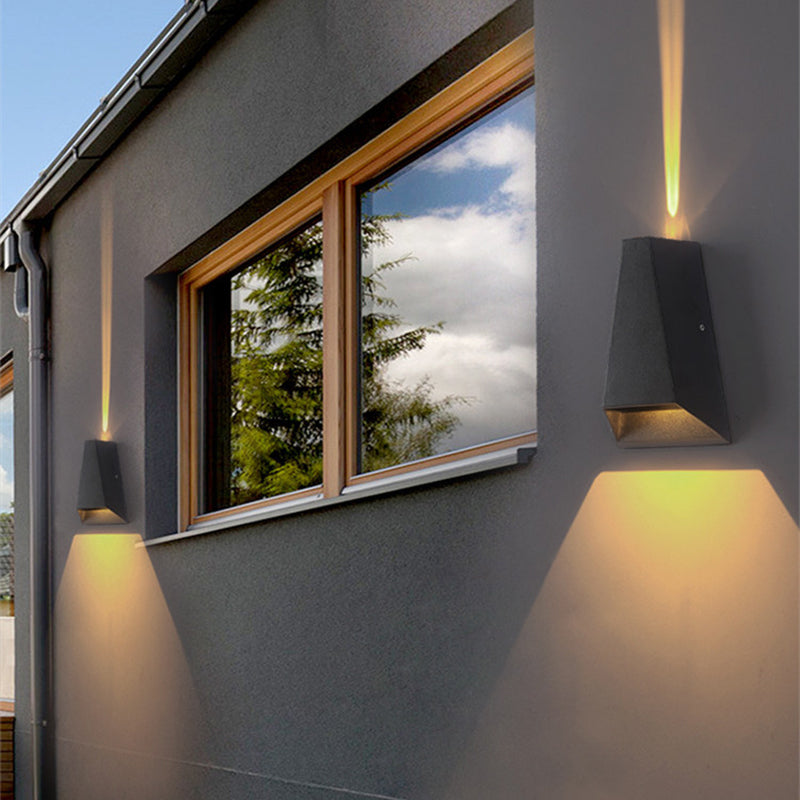 Geometric Shade Wall Lighting Modern Style Metal 2 Lights Wall Sconce Lamp