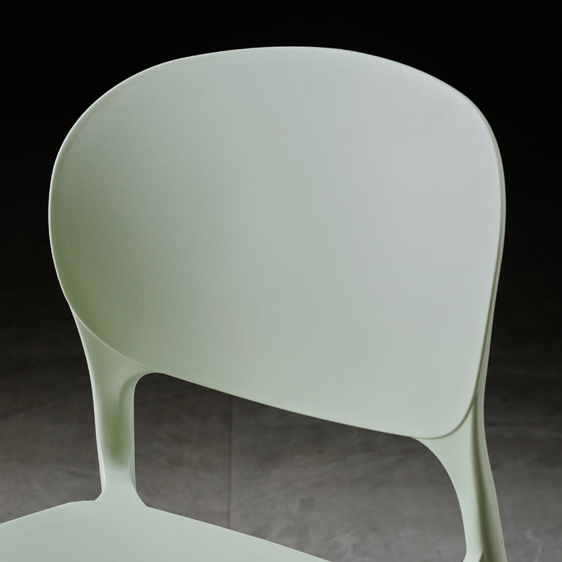 Silla de comedor de plástico cuadrada moderna con parte trasera abierta, sillas sin brazos laterales