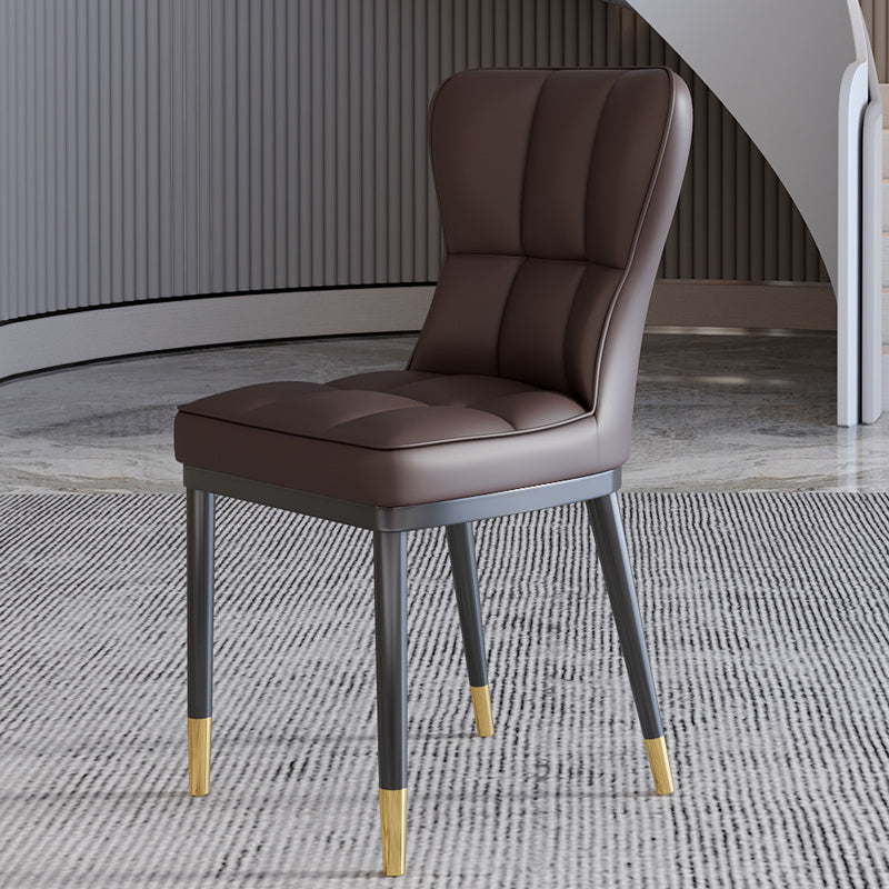 Silla lateral casera escandinava Silla de comedor tapizada de metal con respaldo sólido
