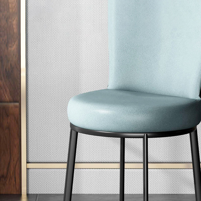 Chaises latérales rembourrées de style contemporain, chaise sans accoudoirs à dossier solide pour un usage domestique