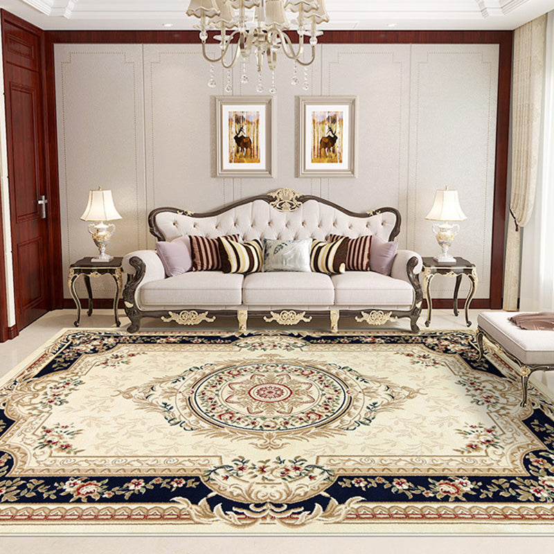 Beige Traditional Area Carpet Medallion Pattern Polyester Area Rug Easy Care Rug for Living Room