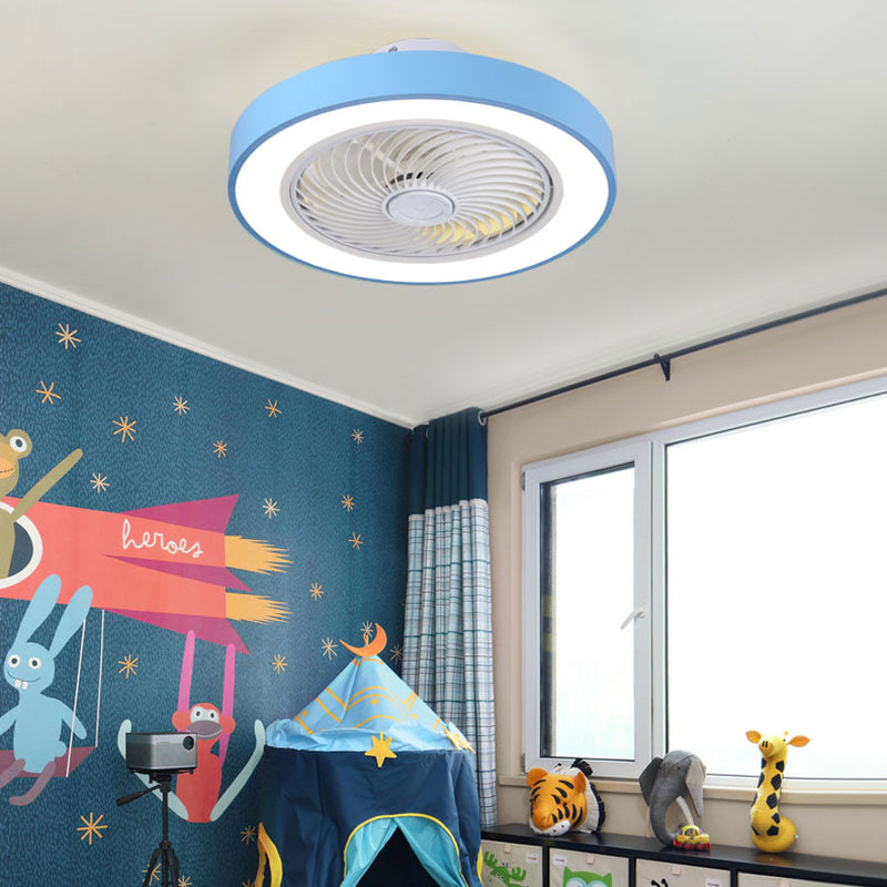 Windkanal-LED-Deckenlüfter Makkaronstil Metal Schlaf