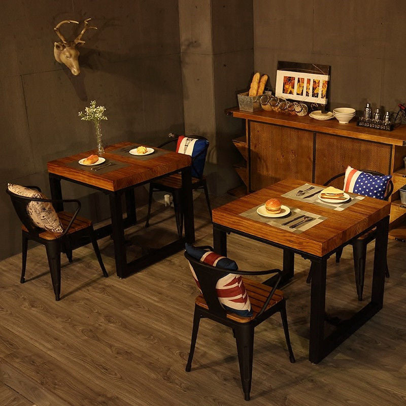 Industriequadrat Esstisch Kiefer Massivholz Tisch mit doppelter Sockel