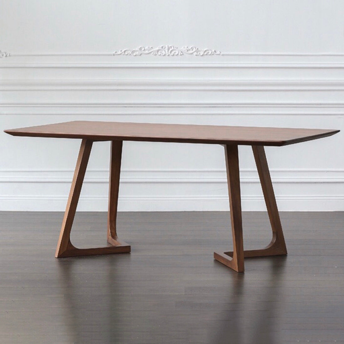 Round Wood Color Dining Table Solid Wood Table Modern with Double Pedestal