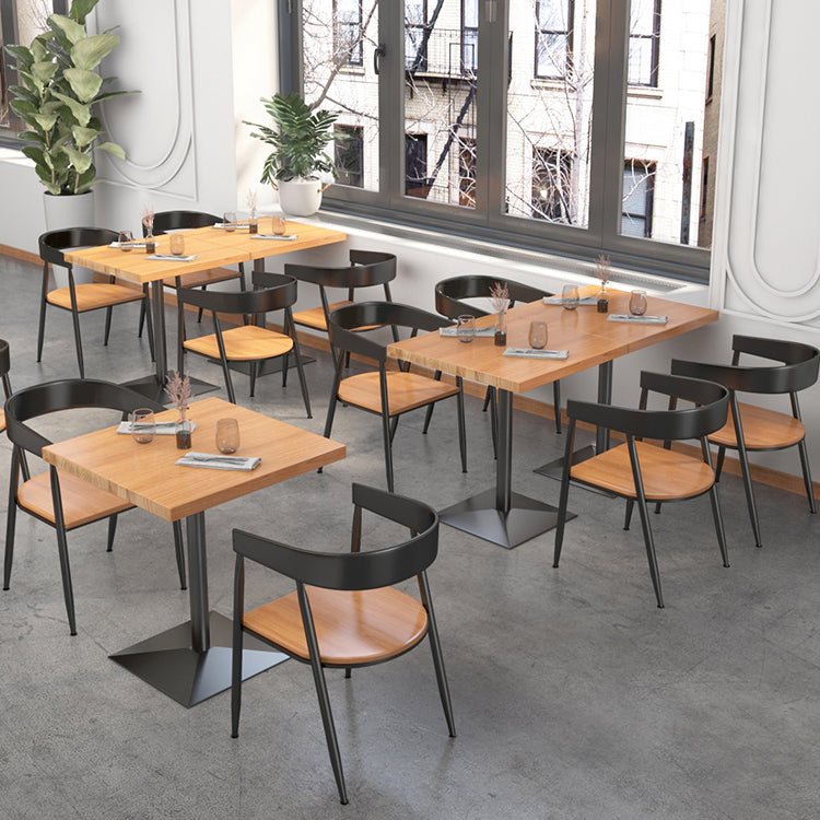 Tavolo da pranzo in legno di pino industriale tavolo quadrato in natura con piedistallo in metallo