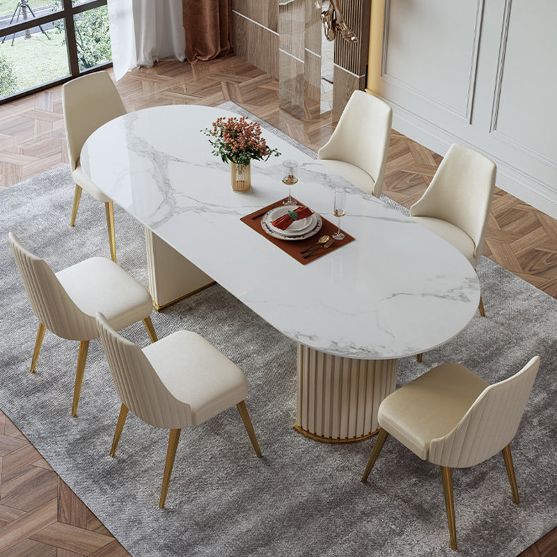 Table de salle à manger ovale de luxe traditionnelle
