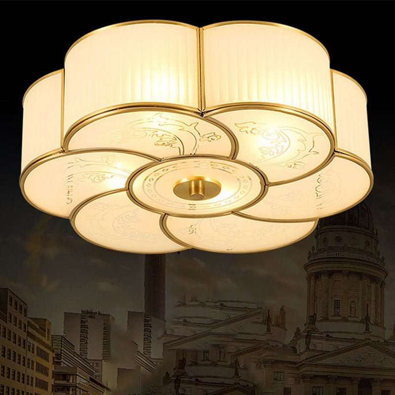 Lámpara de techo de cobre estilo retro colonial con montaje empotrado de vidrio blanco para dormitorio