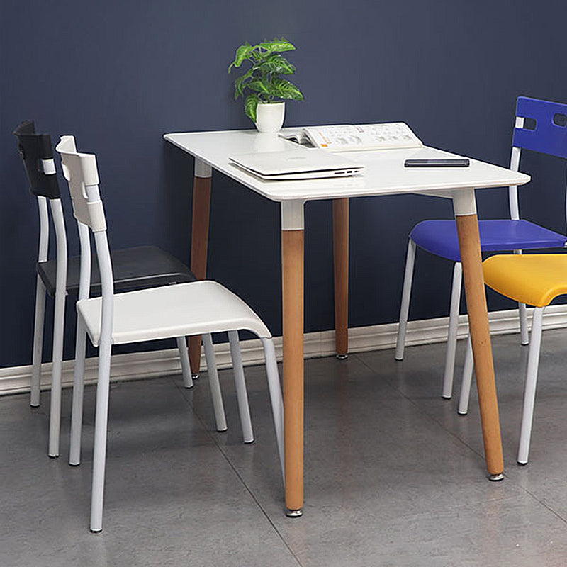 Chaises de salle à manger en plastique contemporaines, chaise sans bras latérale à dossier ouvert pour usage au restaurant