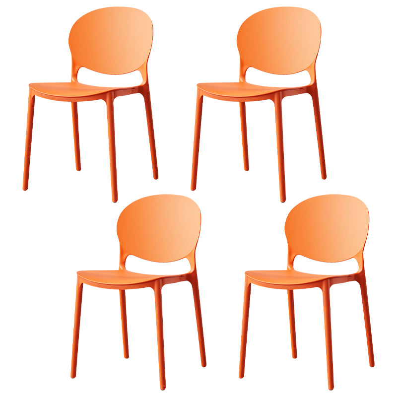 Silla de comedor de plástico escandinavo con respaldo abierto y acabado mate