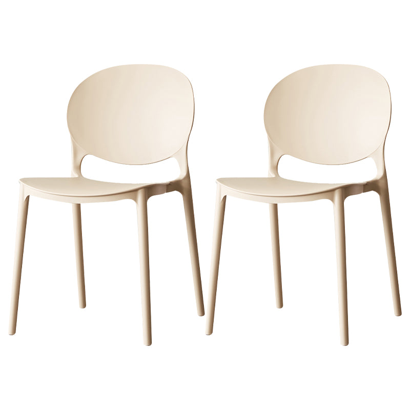 Silla de comedor de plástico escandinavo con respaldo abierto y acabado mate
