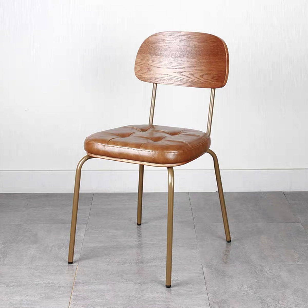 Industriële stijl PU lederen eetkamerstoelen Open rug Dineerarm zijstoelen voor thuis