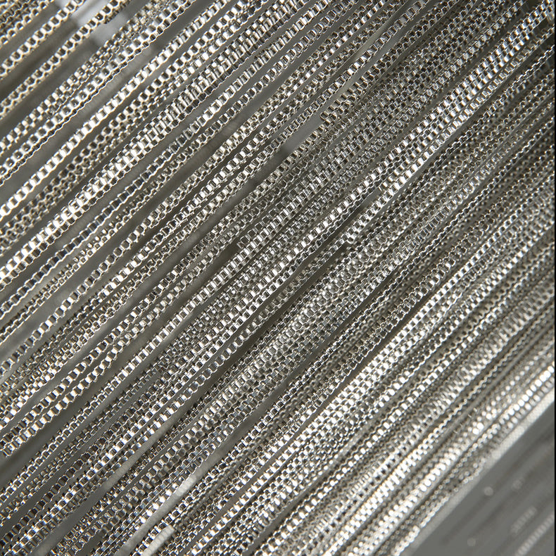 Zilveren lineaire kroonluchter in Noordse karakteristieke stijl LED -hanglampje voor binnenruimtes