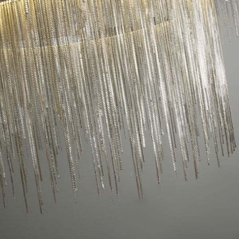 Zilveren lineaire kroonluchter in Noordse karakteristieke stijl LED -hanglampje voor binnenruimtes