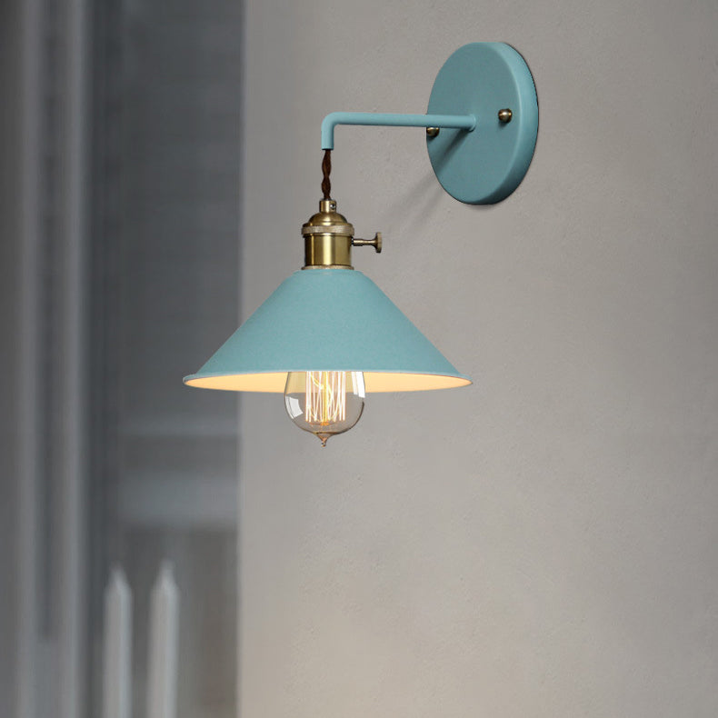 Lumières murales de style moderne Éclairage mural macaron métallique pour chambre