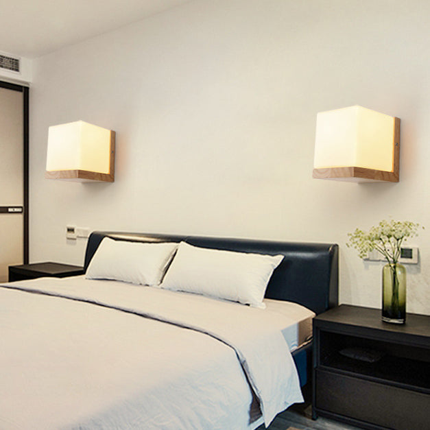 1 Light Wall Sconce Lamp Creative Modern Wood Glass Shade Wall Light for Stairs