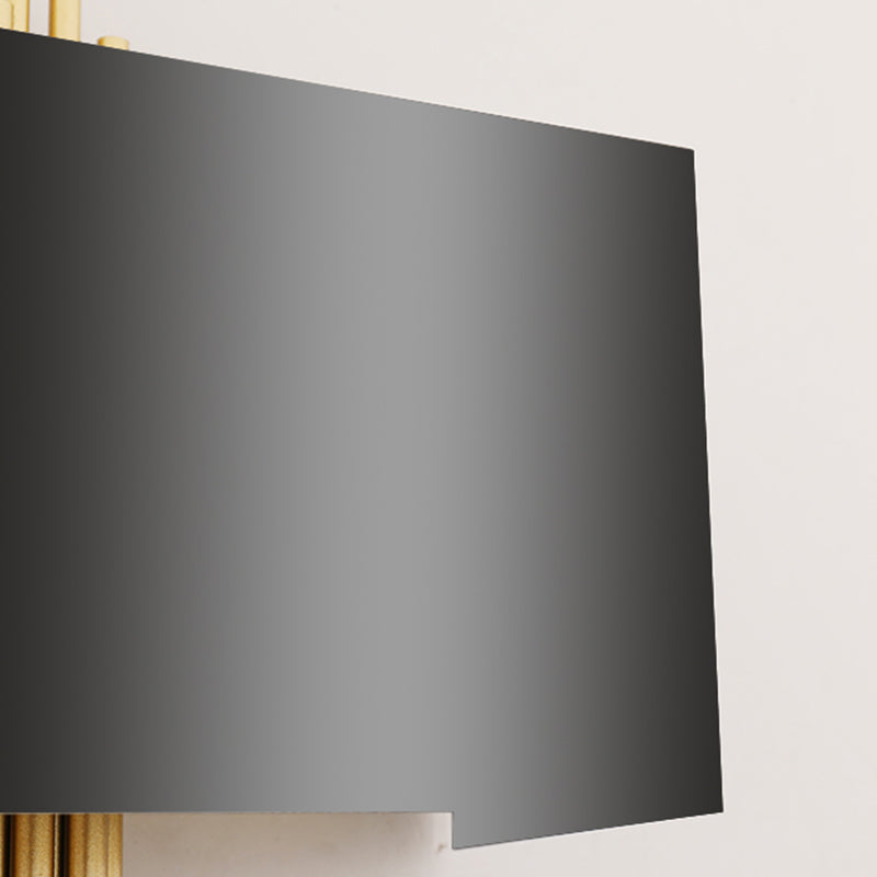 Luminaire en métal d'or postmoderne Lumièrement 2 bulbes d'éclairage mural mural pour chambre à coucher