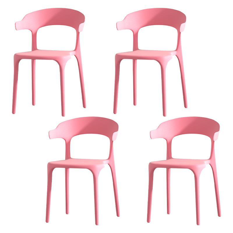 Silla de comedor de plástico escandinava con respaldo mate y acabado mate
