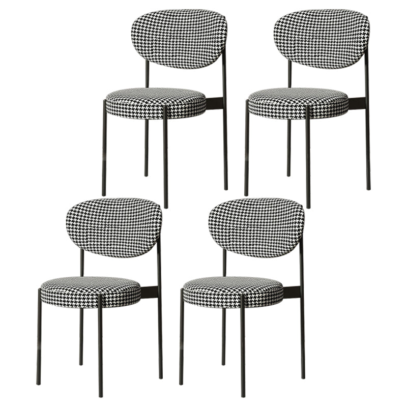 Silla lateral escandinava casera Silla tapizada del comedor con respaldo abierto de metal