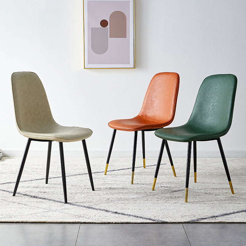 Silla lateral casera escandinava Silla de comedor tapizada con respaldo sólido de metal