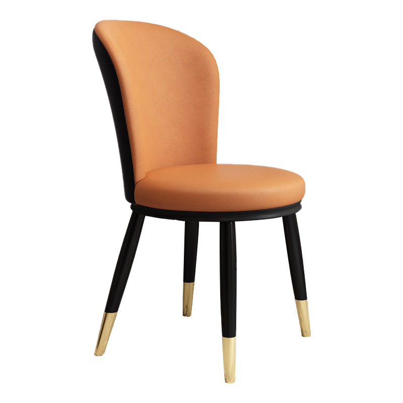 Silla lateral casera escandinava Silla de comedor tapizada con respaldo de metal