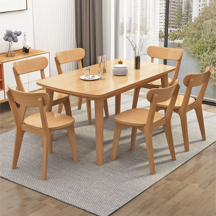 Rubberwood Solid Wood Dining Table Simplicity Style Dinette Table for Indoor