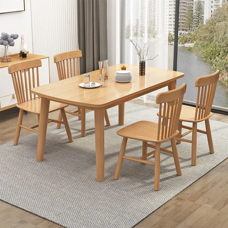 Rubberwood Solid Wood Dining Table Simplicity Style Dinette Table for Indoor