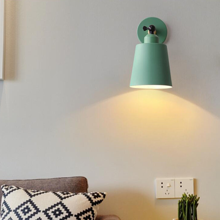 Lámpara de pared geométrica de madera de pared de la pared nórdica nórdica moderna con sombra de hierro forjado