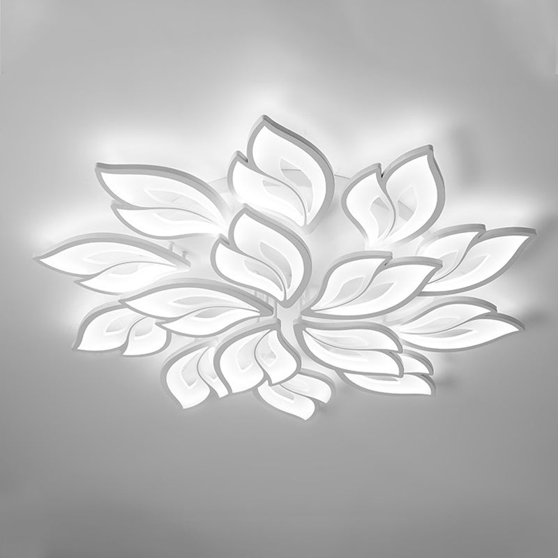 Les appareils d'éclairage de plafond affleurants de fleur de style moderne acrylique multi lumières ont mené la lampe affleurante de bâti
