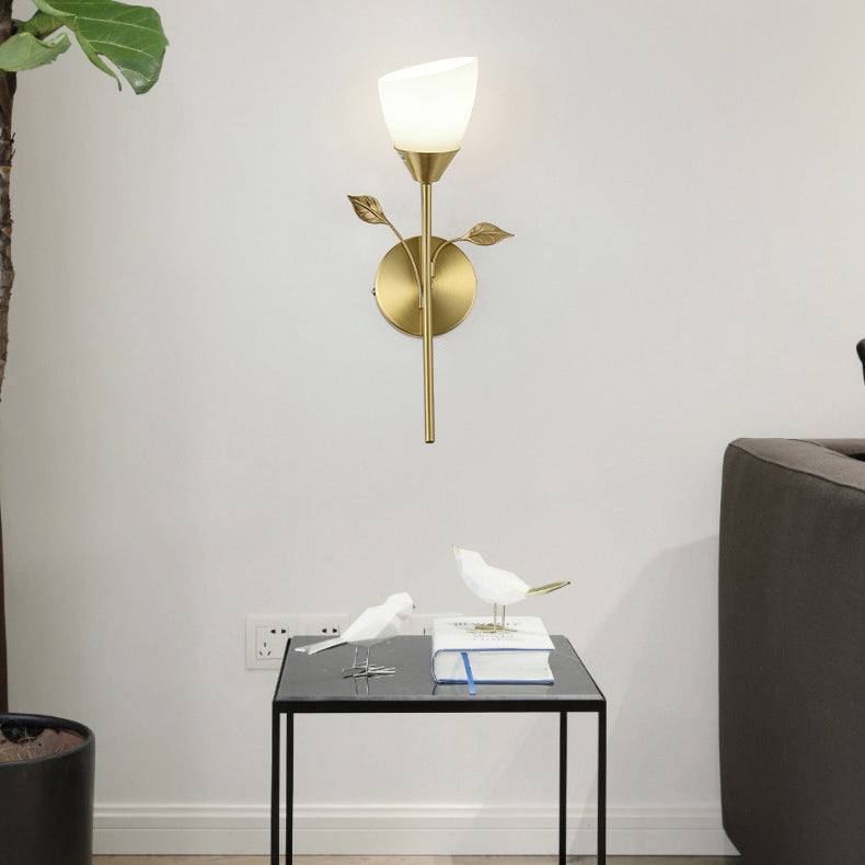 Modern Style Flower Shade Wall Sconce Glass Sconces with Romantic Atmosphere
