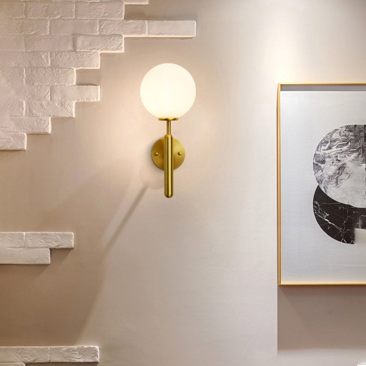 Accesorios de iluminación de pared de bola dorada Estilo moderno de metal 1 Luz de luz de pared de luz Luz de lámpara