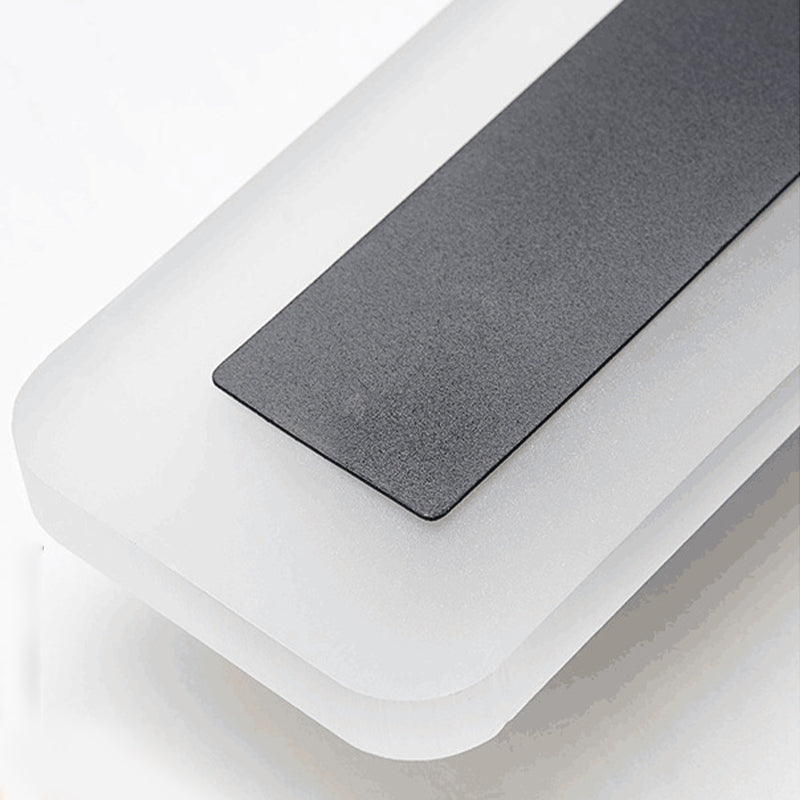 Style moderne Minimaliste Strip Shade Wall Sconce Metal 1 Appliques légères en noir pour la cour