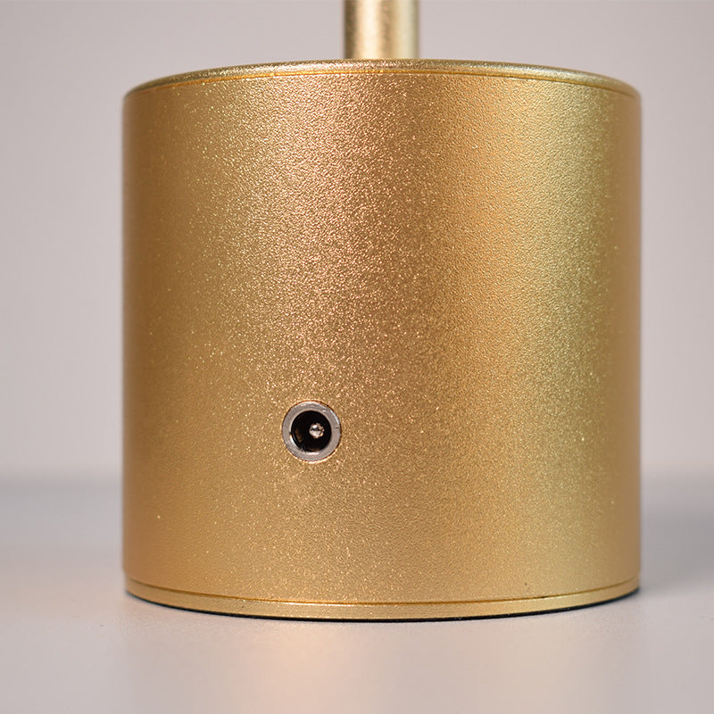 Minimalistische stijl LED-tafellamp Metalen tafellamp voor woonkamer slaapkamer