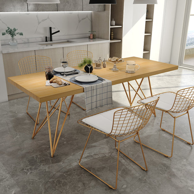 Traditional Luxury Rectangle Dining Room Table Pine Solid Wood Table with 4 Metal Legs