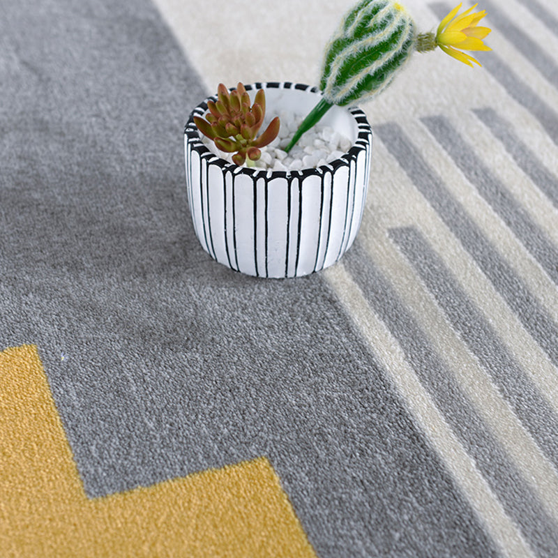 Fancy Geometric Pattern Area Rug Modern Greay Area Rug Polyester Stain Resistant Rug for Home Decor