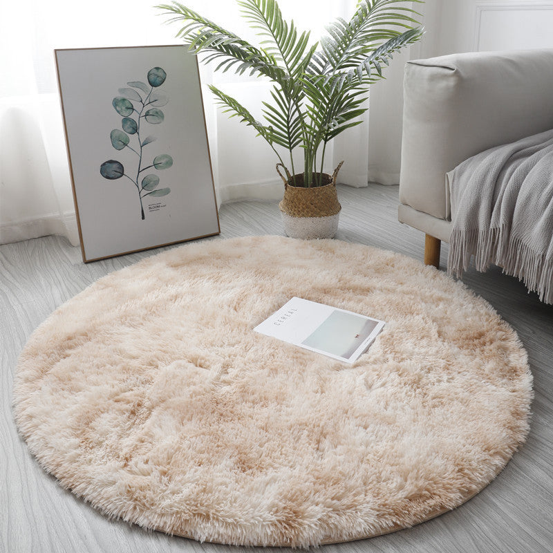 Tapis en peluche élégant Tapis de couleur solide Polyester Area Tapis résistant aux taches pour la décoration intérieure