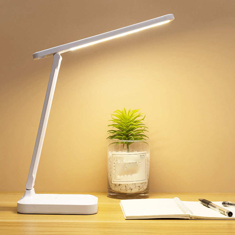 Moderne lineare Tischlampe Metall 1 helle Nachttischlampe in Weiß