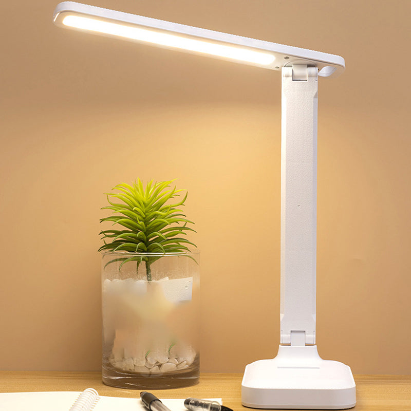 Moderne lineare Tischlampe Metall 1 helle Nachttischlampe in Weiß
