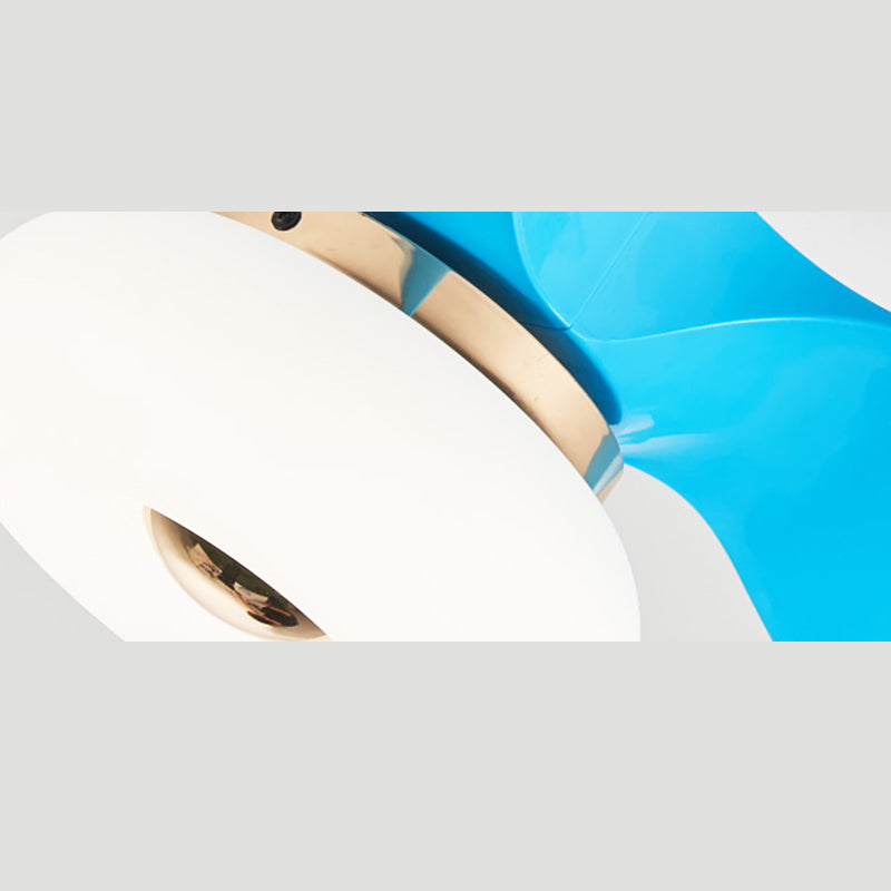 Ventilateur de plafond géométrique clair