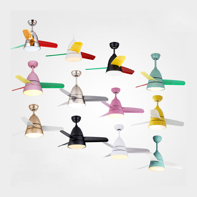 Éventail de pendentif en métal conique Light Nordic Style LED Semi Flush Mounted Plafond Ayémorrat pour salle à manger