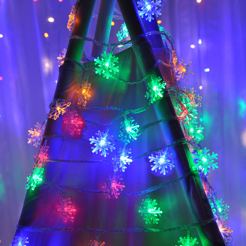 Battery Powered Snowflake LED String Light Decorative Plastic Festive Light for Indoor