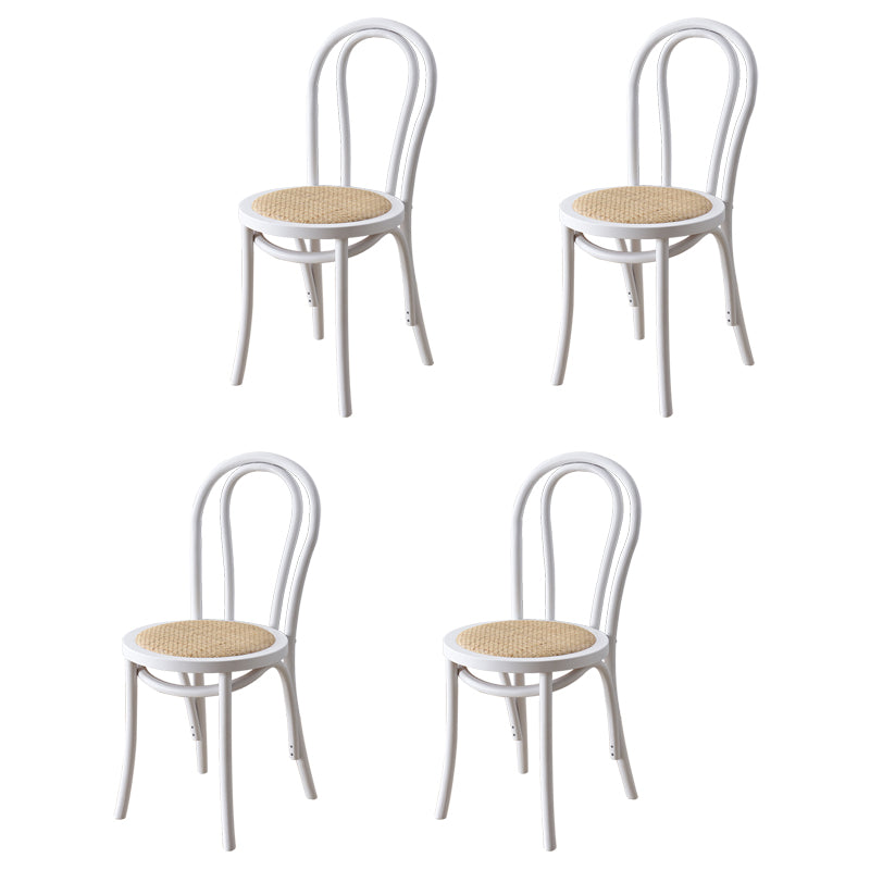 Le bois de hêtre de style moderne préside la cuisine arrière de Windsor dinant l'ensemble de chaise