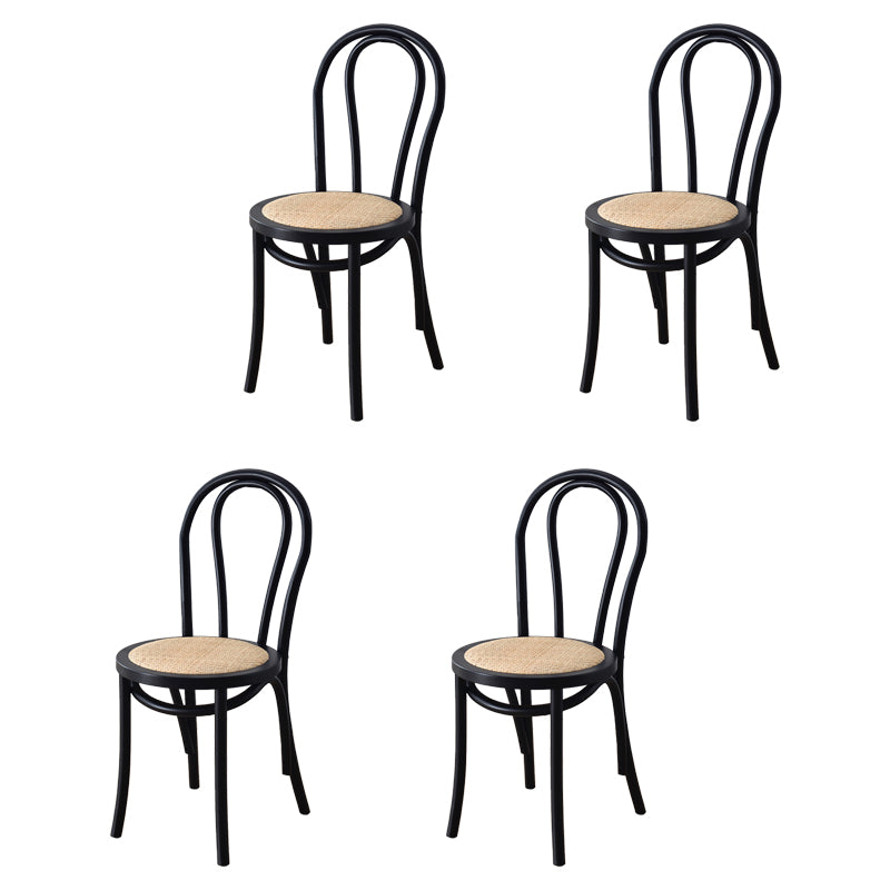 Le bois de hêtre de style moderne préside la cuisine arrière de Windsor dinant l'ensemble de chaise