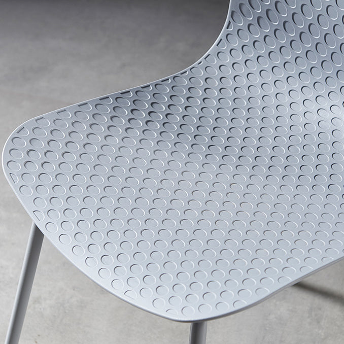El comedor contemporáneo del metal preside el plástico que cena la silla sin brazos para el uso del restaurante