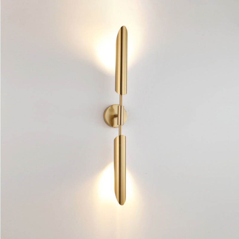 Linear Shade Wall Sconce Modern Style Metal Wall Mount Light Fixture in Gold