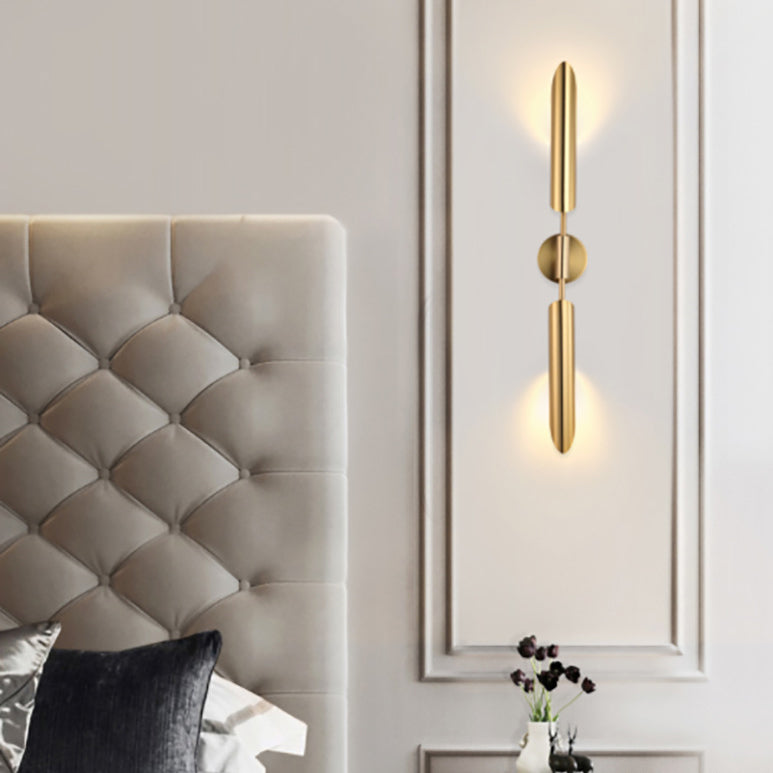 Linear Shade Wall Sconce Modern Style Metal Wall Mount Light Fixture in Gold