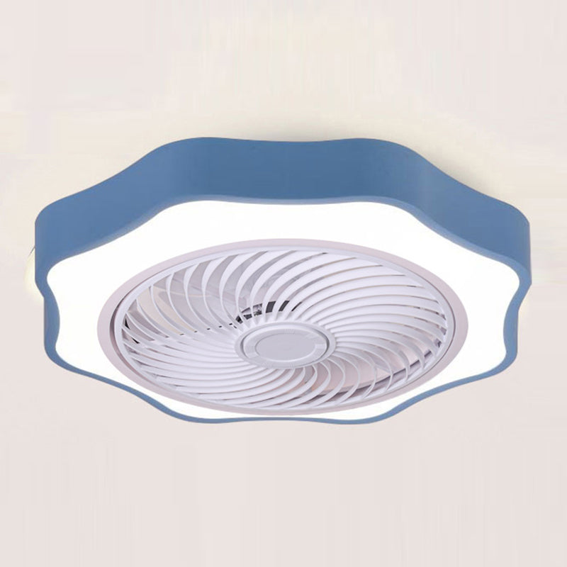 Éclairage de ventilateur de plafond en métal floral