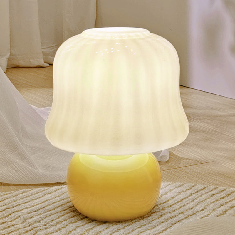 One-Bulb Table Light Modern Glazed Glass Yellow Mushroom Desk Lamp for Bedroom Living Room