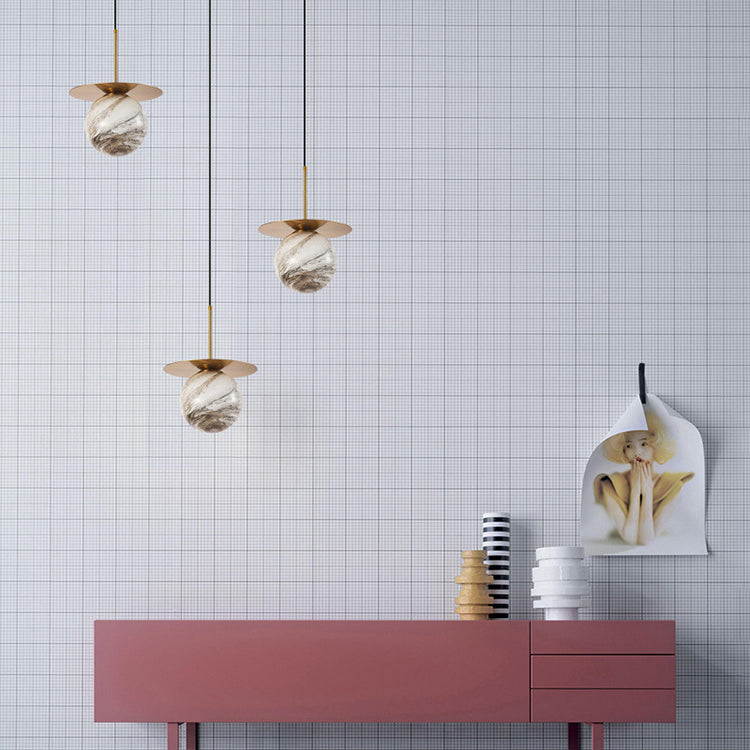 Moderne kreative Einkerlampen -Elektroplate Eisen Globe Anhänger Licht mit Glasschatten