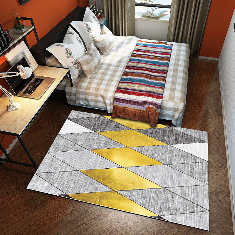 Stylish Area Rug Classic Geometric Print Polyester Rug Stain Resistant Indoor Rug for Home Decor